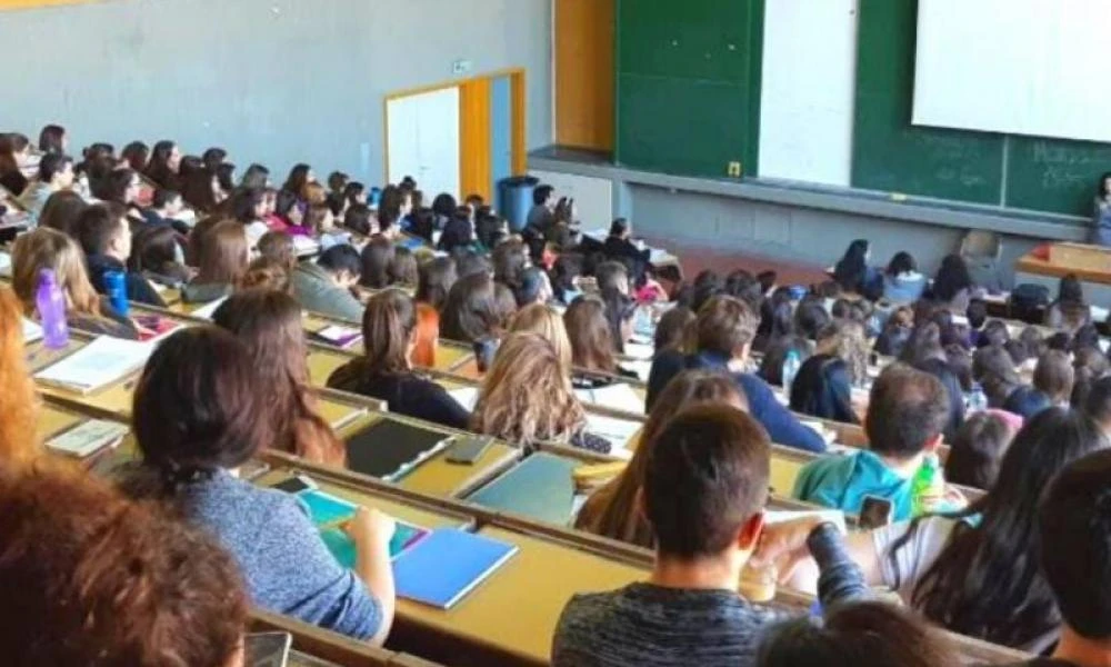 Σήμερα Τετάρτη αρχίζουν οι ηλεκτρονικές εγγραφές των επιτυχόντων αλλοδαπών-αλλογενών στην Τριτοβάθμια Εκπαίδευση